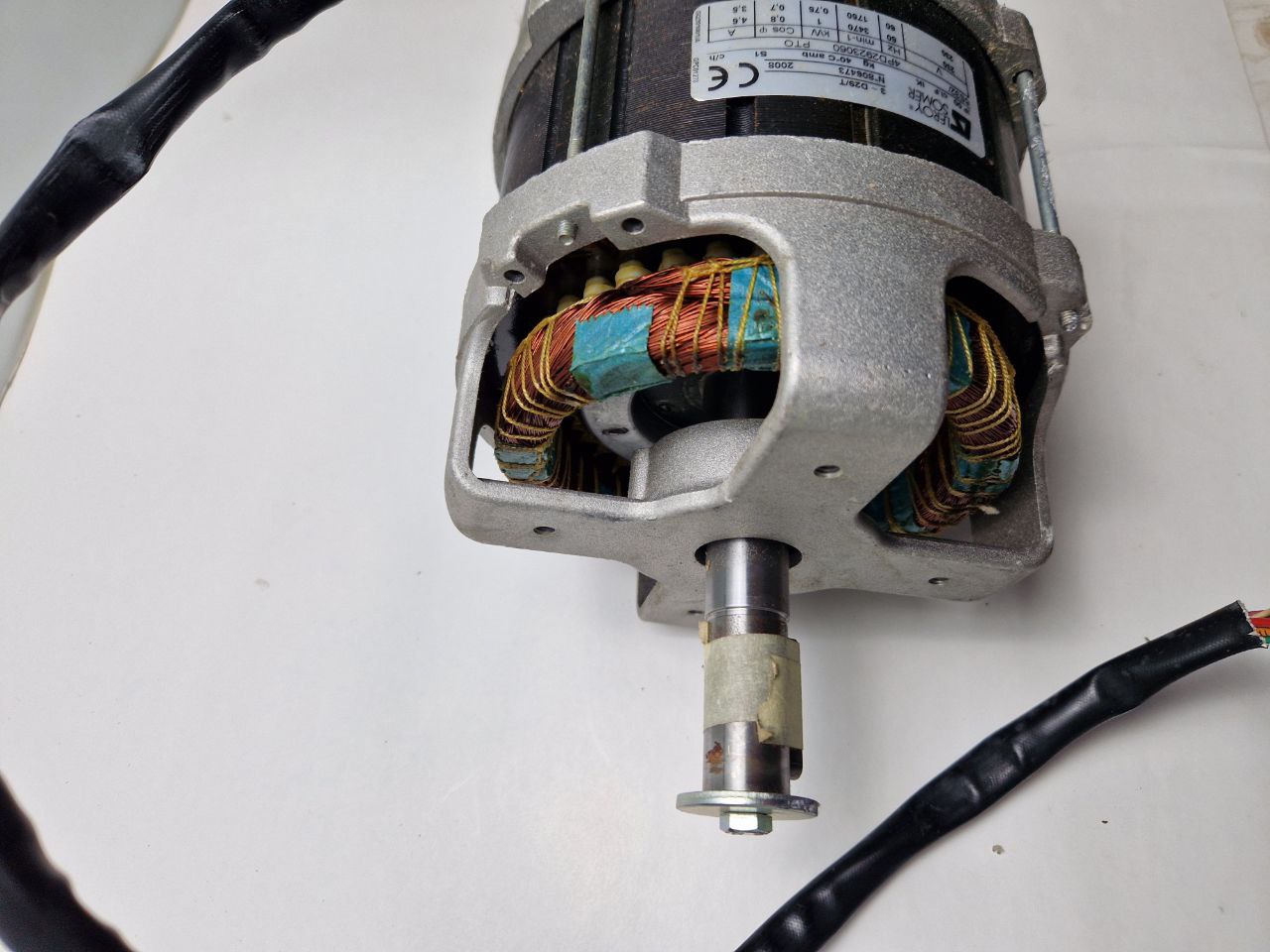 MOTOR LEROY SOMER 3-D29/T 230V / 60Hz / 3470 min-1/ 1kW / Cos. 0,8 / 4,6A  (Request price)