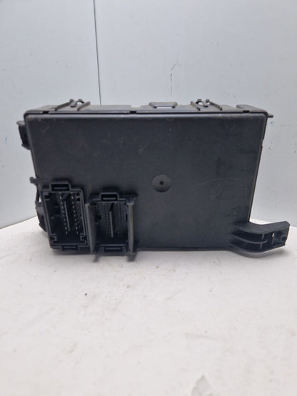 Fuse box GM 13142241, 000292540, 28084929  Delphi  (Request price)