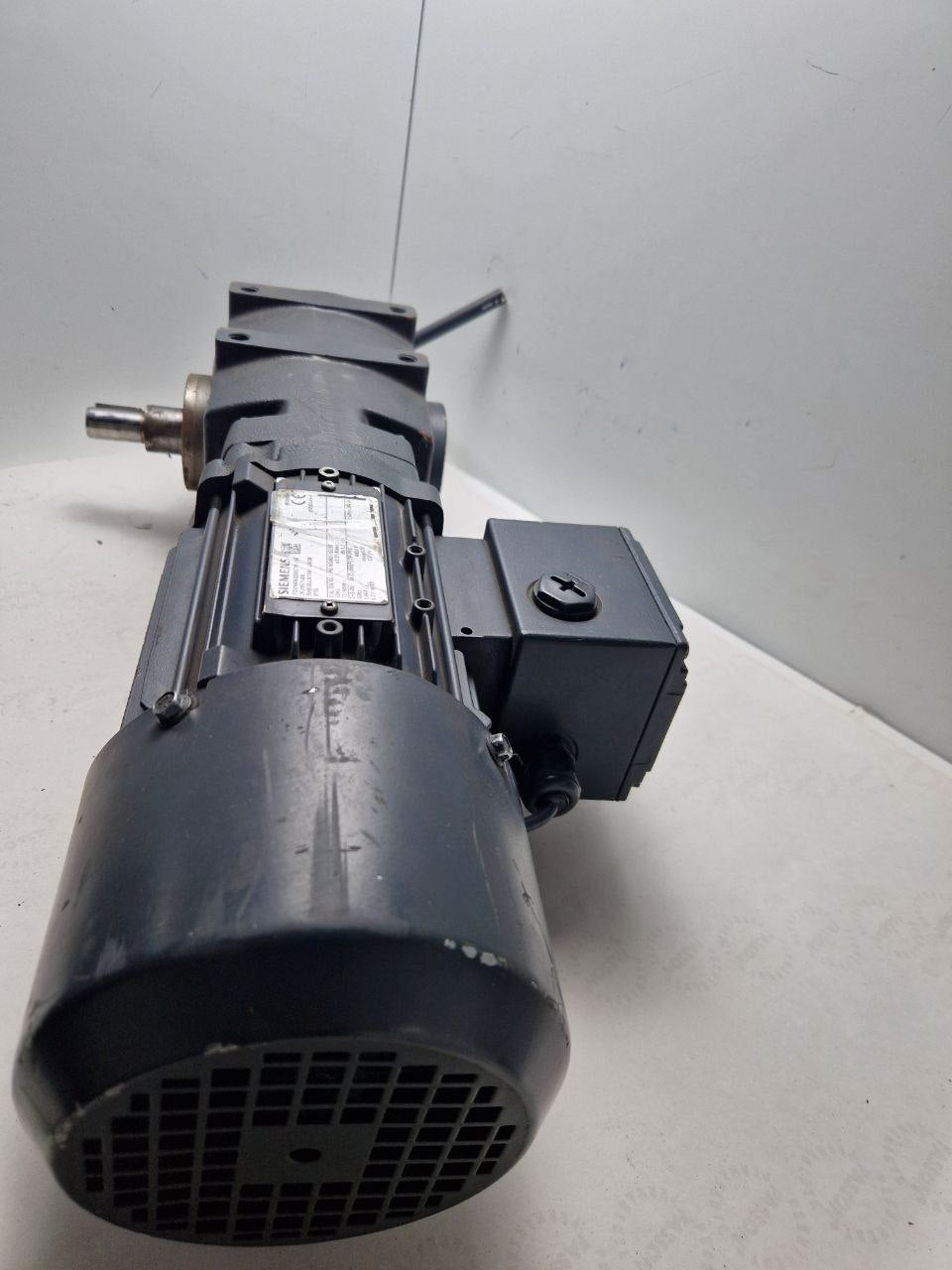 SIEMENS  FDU 1406/2205719 014  2KJ1971-0A  BHB38-LA71M4-L4/2N (Request price)