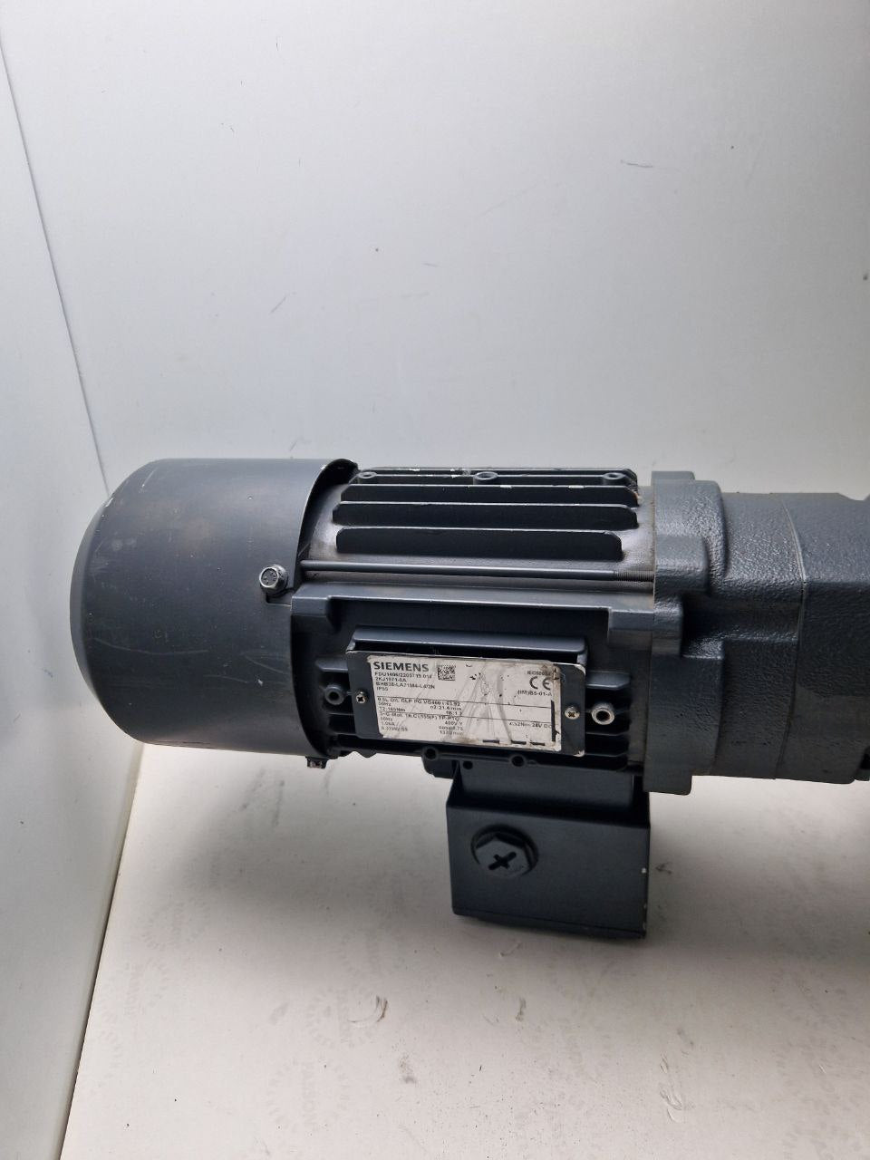 SIEMENS  FDU 1406/2205719 014  2KJ1971-0A  BHB38-LA71M4-L4/2N (Request price)